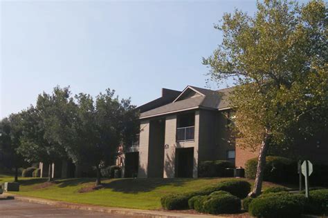 Greenleaf apartments phenix city, al 36867  Featuring a variety of 1, 2 & 3 bedroom floor plans, our apartments give you the freedom to choose the right space for you